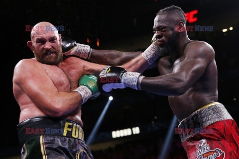 Tyson Fury znokautował Deontaya Wildera