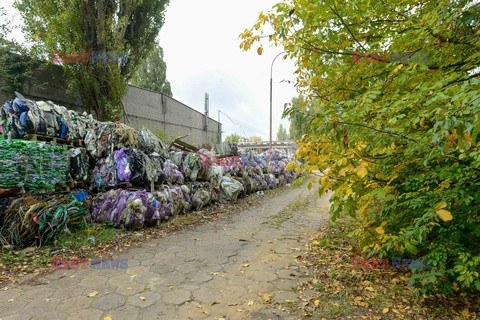 Nielegalne składowisko śmieci w Łodzi