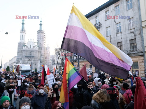 Antyfaszystowskie streetparty w Warszawie