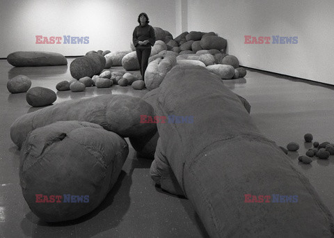 Magdalena Abakanowicz i jej rzeźby