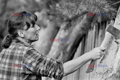 Magdalena Abakanowicz i jej rzeźby