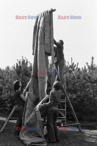 Magdalena Abakanowicz i jej rzeźby