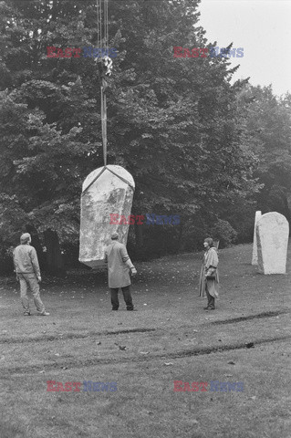 Magdalena Abakanowicz i jej rzeźby