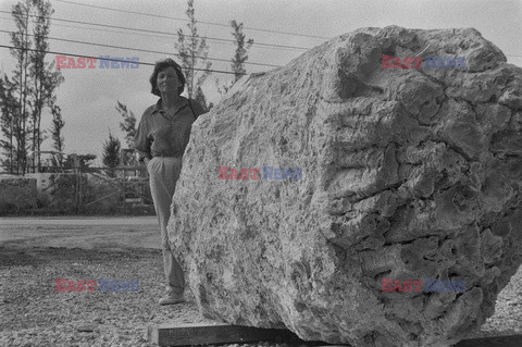 Magdalena Abakanowicz i jej rzeźby