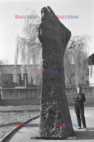 Magdalena Abakanowicz i jej rzeźby