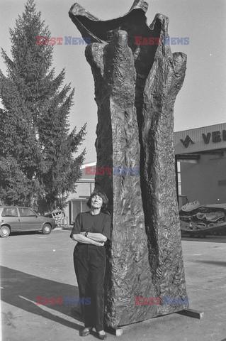 Magdalena Abakanowicz i jej rzeźby