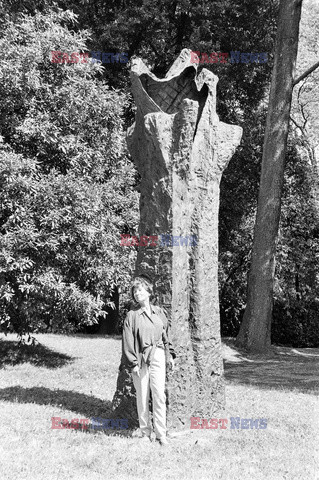 Magdalena Abakanowicz i jej rzeźby