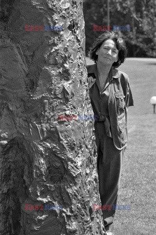 Magdalena Abakanowicz i jej rzeźby