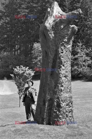 Magdalena Abakanowicz i jej rzeźby