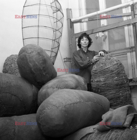 Magdalena Abakanowicz i jej rzeźby