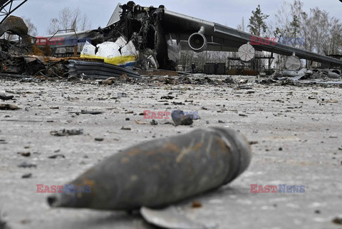 Wojna w Ukrainie - Rosjanie wycofali się z lotniska Hostomel