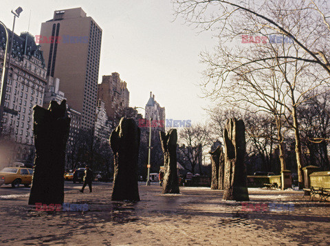 Magdalena Abakanowicz i jej rzeźby