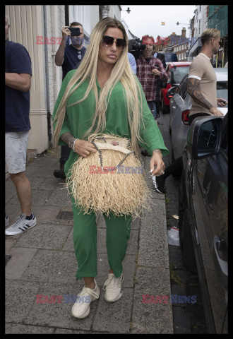 Katie Price w zielonym dresie