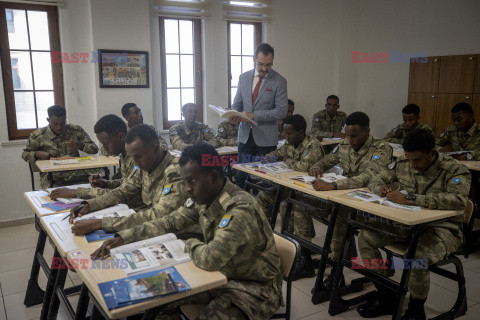 Szkolenie somalijskich kadetów przez tureckie siły zbrojne - Abaca