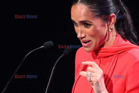 Meghan Markle przemawia na One Young World Summit