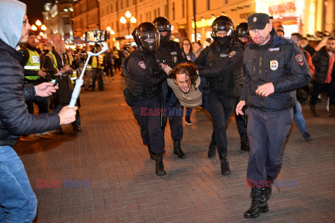 Protesty antywojenne i aresztowania w Rosji