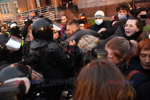 Protesty antywojenne i aresztowania w Rosji