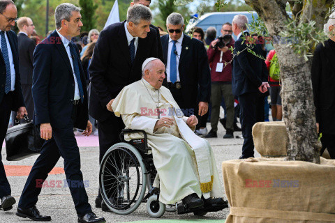 Papież Franciszek na spotkaniu z młodzieżą w Asyżu