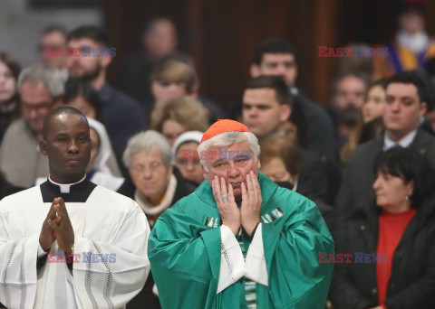 Papież Franciszek na posiłku z potrzebującymi