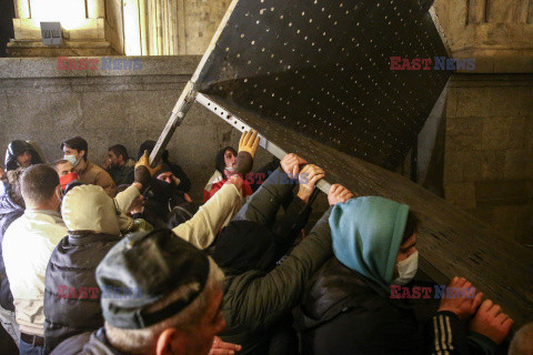 Protesty w Tbilisi