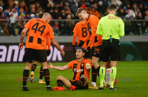 1/8 finału LE mecz Szachtar Donieck - Feyenoord Rotterdam