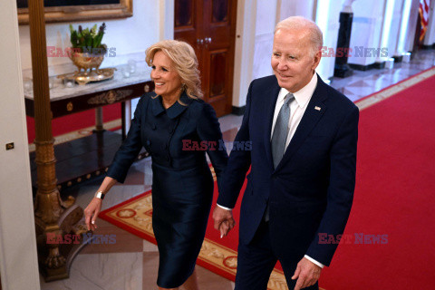 Prezydent Biden wręczył Narodowe Medale Sztuk