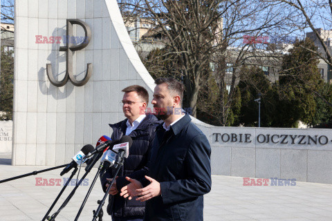 Wspólna konferencja Szymona Hołowni i Władysława Kosiniaka-Kamysza