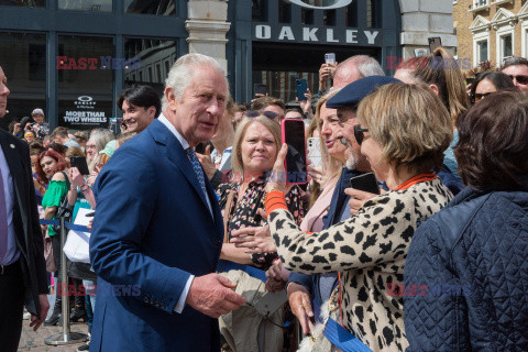 Król Karol i królowa Kamila z wizytą w Covent Garden