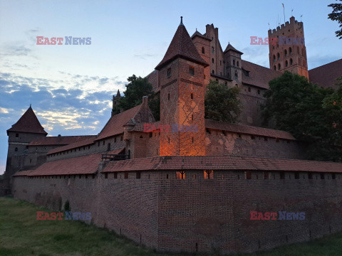 Zamki i pałace Polski MaZa