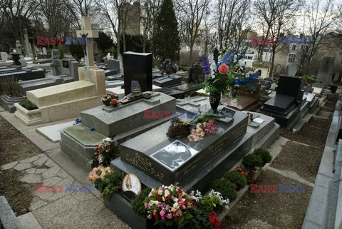 Cmentarz Pere Lachaise w Paryżu - Eyevine