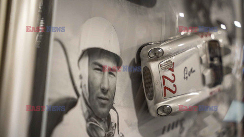Kombinezon wyścigowy Sir Stirlinga Mossa wystawiony na aukcję