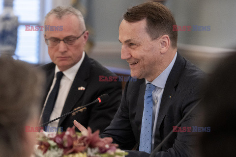 Minister Sikorski spotkał się z sekretarzem Blinkenem