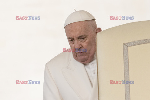 Papież Franciszek stracił piuskę