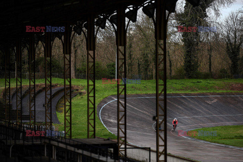 Zabytkowy tor kolarski Velodrome de la Cipale