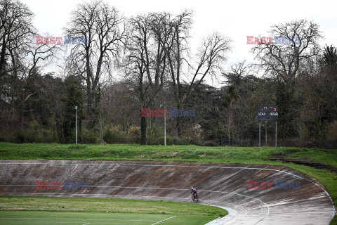 Zabytkowy tor kolarski Velodrome de la Cipale