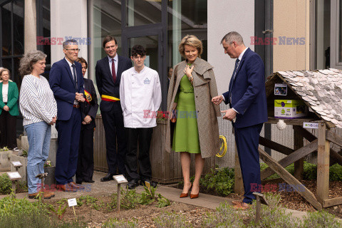 Królowa Matylda z wizytą w szkole hotelarskiej