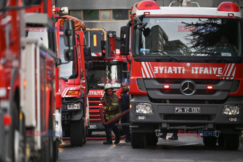 29 osób zginęło w pożarze bloku w Stambule