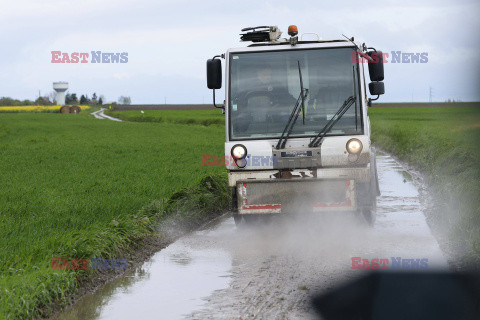 Przygotowania do wyścigu Paris Roubaix