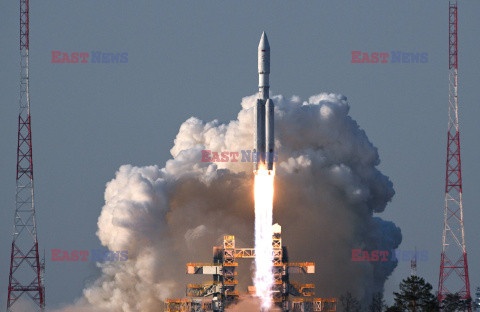 Start rakiety Angara A5 z kosmodromu Wostocznyj