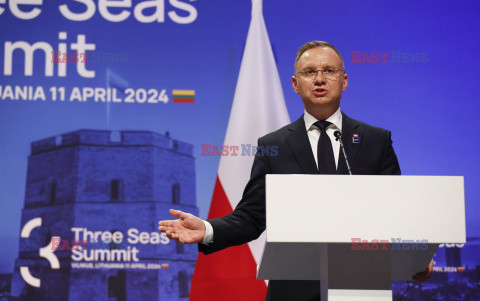 Prezydent Duda na szczycie Inicjatywy Trójmorza w Wilnie