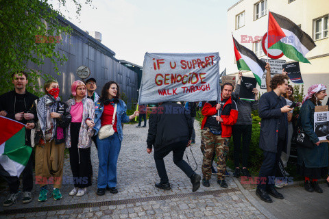 Propalestyńska demonstracja przeciwko wystawie w Krakowie