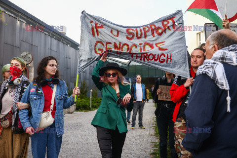 Propalestyńska demonstracja przeciwko wystawie w Krakowie