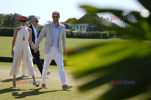 Meghan Markle i książę Harry za zawodach Salute Polo Challenge