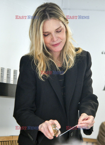 Michelle Pfeiffer promuje swoje perfumy