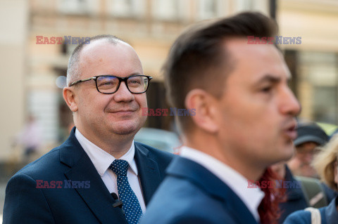 Briefing prasowy Pawła Gulewskiego, kandydata na prezydenta Torunia