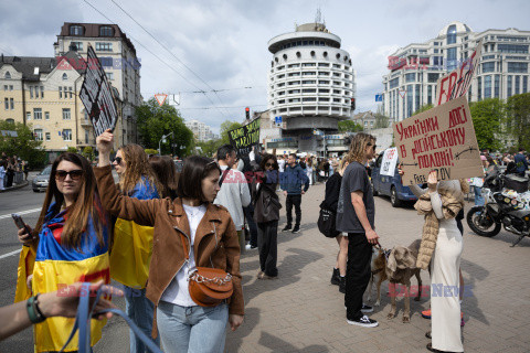 Protest krewnych obrońców Azovstalu