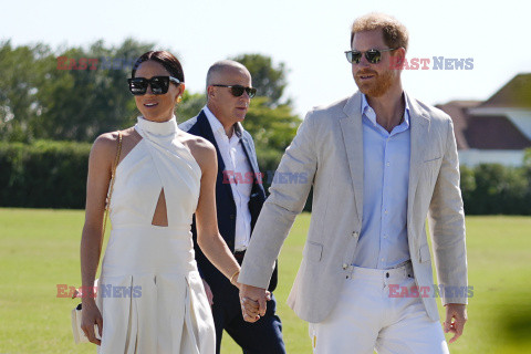 Meghan Markle i książę Harry za zawodach Salute Polo Challenge