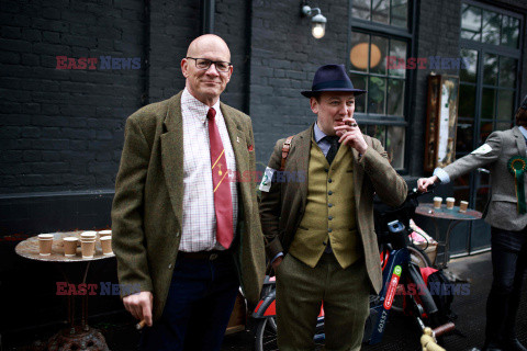 Rowerowy Tweed Run w Londynie