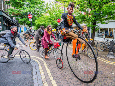 Rowerowy Tweed Run w Londynie