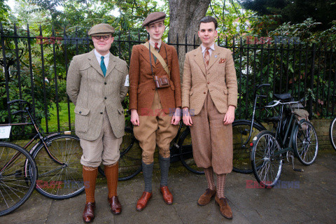 Rowerowy Tweed Run w Londynie